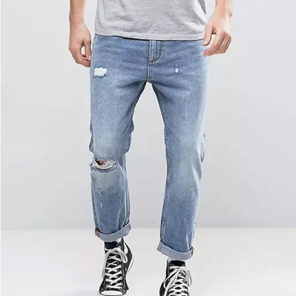 NWT ROLLA’S 34x25” STUBS Slim Short Leg - Stoned Rip Jeans (SAMPLE) - Picture 1 of 12